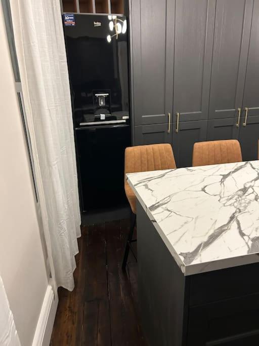Appartamento Patrick Street Townhouse Cork Esterno foto