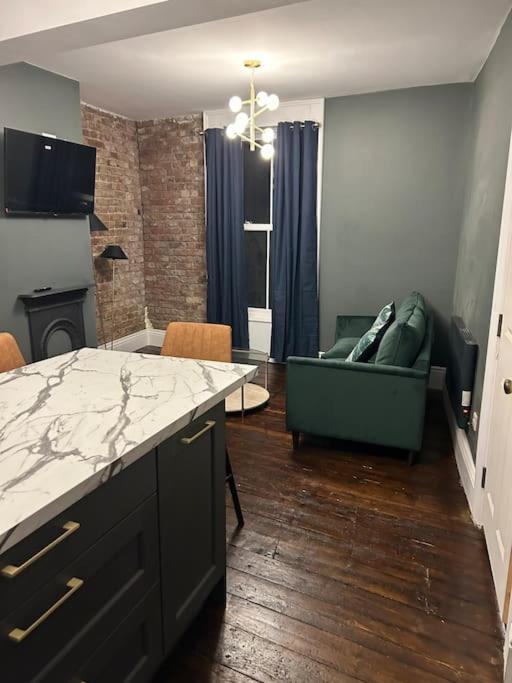 Appartamento Patrick Street Townhouse Cork Esterno foto
