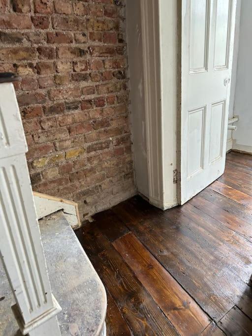 Appartamento Patrick Street Townhouse Cork Esterno foto