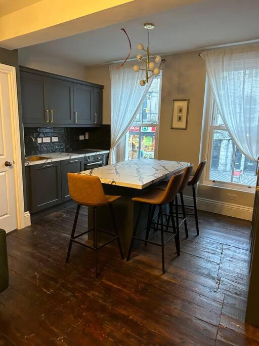 Appartamento Patrick Street Townhouse Cork Esterno foto